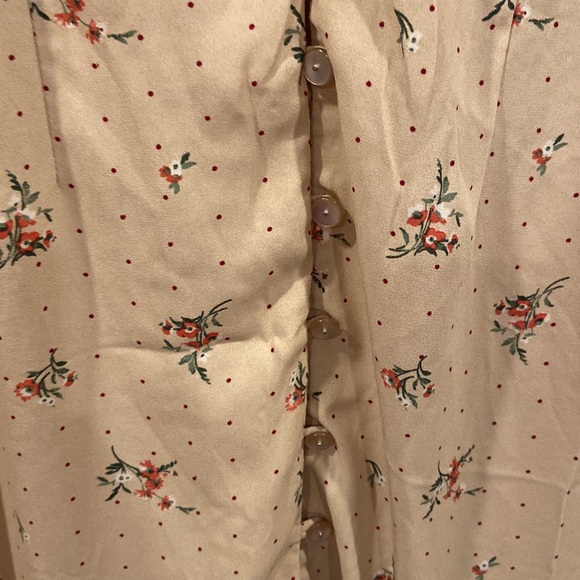 SuperFoxx Large button down midi floral and polka dots ECU - Picture 15 of 15